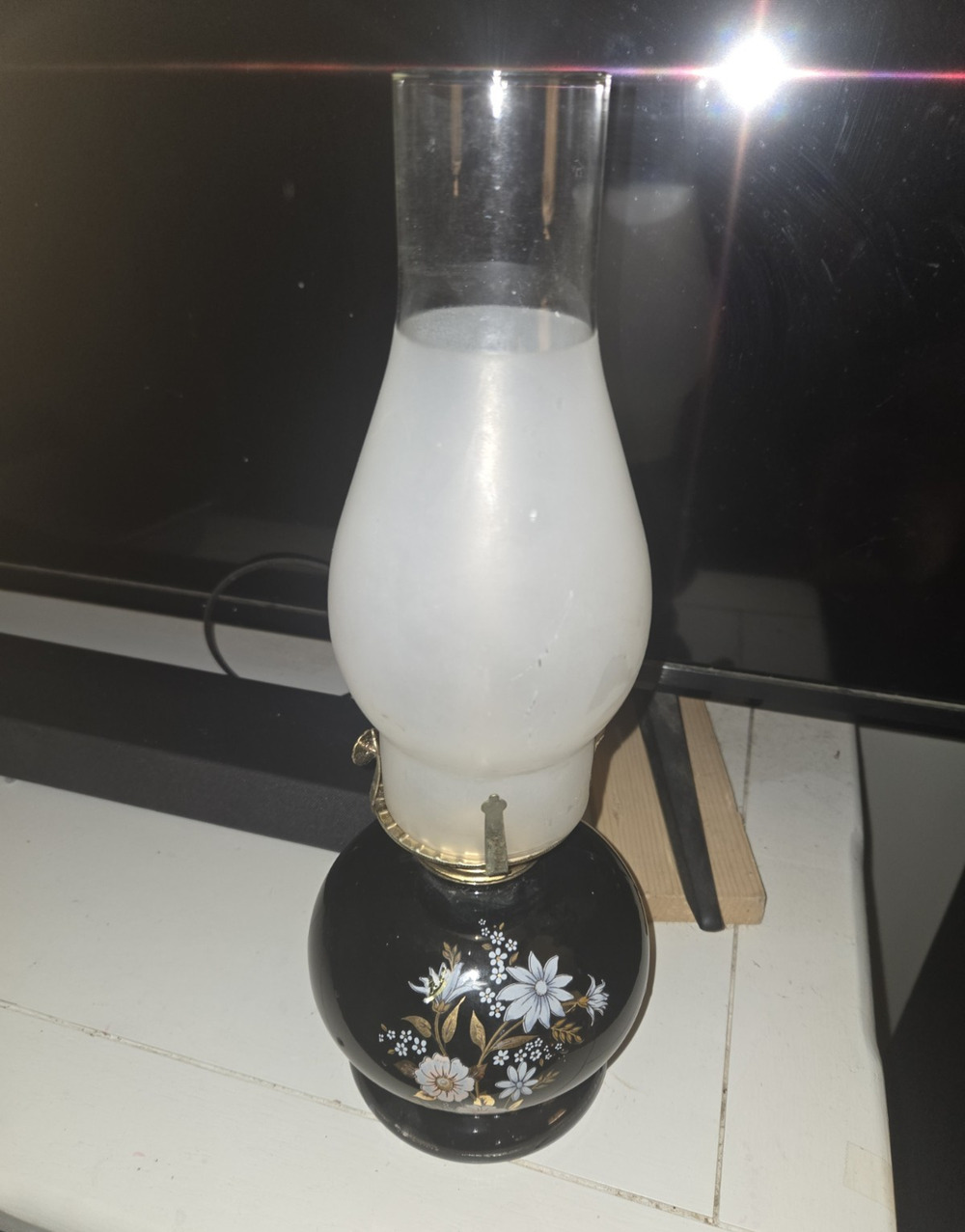 Vintage Black Glass Oil Lamp White Floral Frosted Chimney Lamplight Farms
